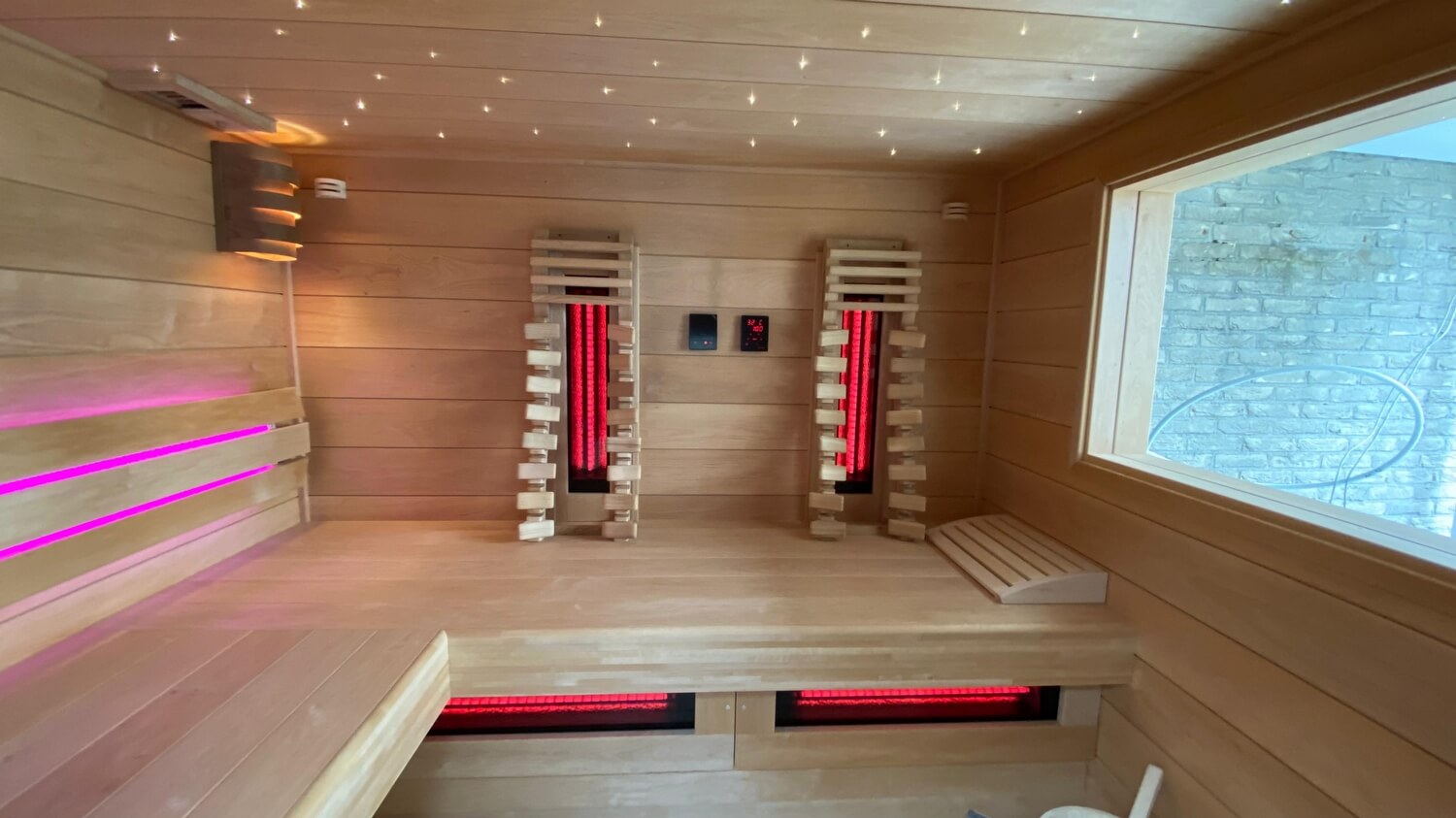 Maatwerk sauna gerealiseerd in Leeuwarden - 92cff8e1-c314-493b-bae6-bb50aae1ff3f Maatwerk sauna gerealiseerd in Leeuwarden - 92cff8e1-c314-493b-bae6-bb50aae1ff3f
