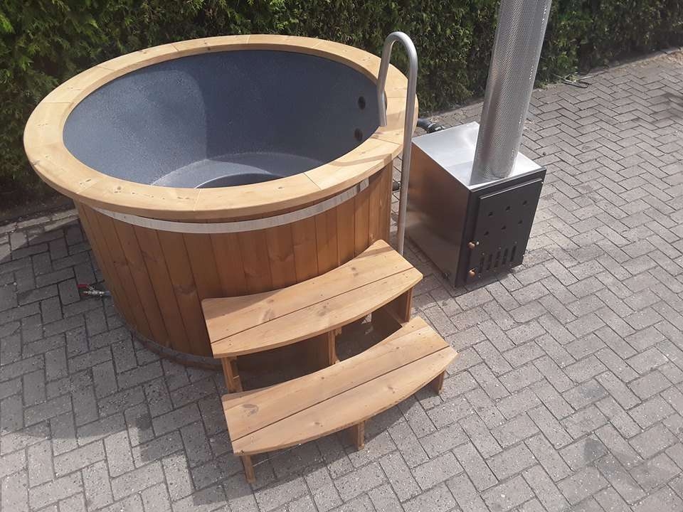 Hottub kopen voor in tuin - &